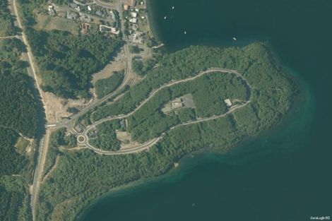 Photo of property in 56 Parawera Drive, Acacia Bay, Taupo, 3330