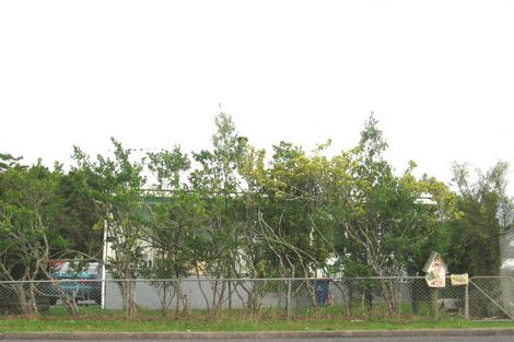 Photo of property in 2/80 Glengarry Road, Glen Eden, Auckland, 0602