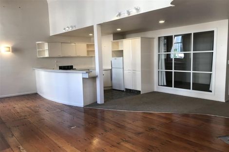 Photo of property in Maison Cabriole Building, 60u3 Courtenay Place, Te Aro, Wellington, 6011
