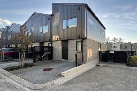 Photo of property in 27/28 Westgate Drive, Westgate, Auckland, 0614