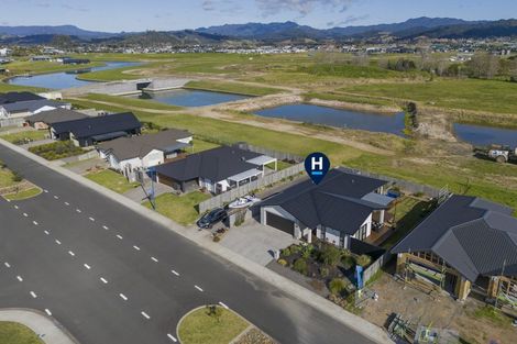 Photo of property in 155 Kupe Drive, Whitianga, 3510