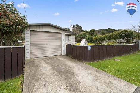 Photo of property in 50 Dover Road, Wainuiomata, Lower Hutt, 5014