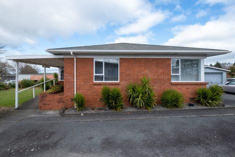 Photo of property in 379 Broadway, Stratford, 4332