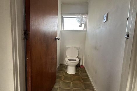 Photo of property in 7 Helleur Road, Massey, Auckland, 0614