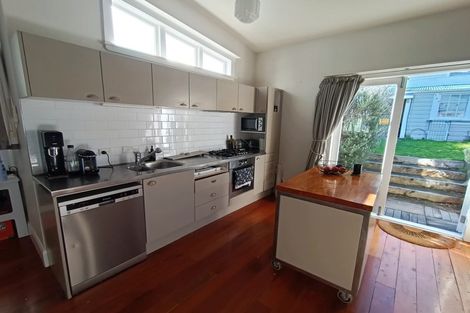 Photo of property in 141 Hanson Street, Newtown, Wellington, 6021