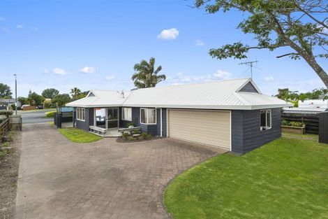 Photo of property in 36 Kane Road, Papamoa Beach, Papamoa, 3118