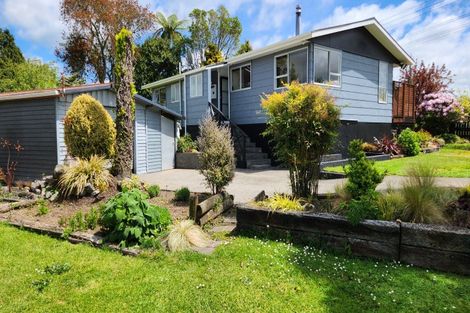 Photo of property in 22 Beaconsfield Road, Midhirst, Stratford, 4394