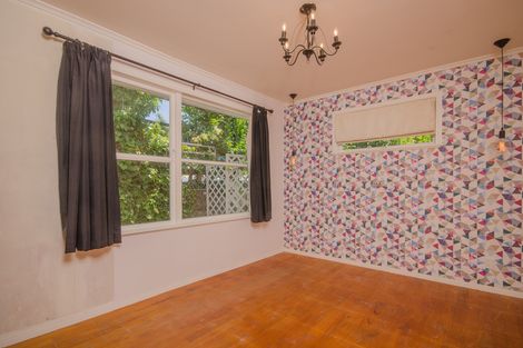 Photo of property in 35 Parker Avenue, New Lynn, Auckland, 0600
