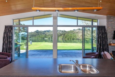 Photo of property in 111 Apperly Street, Whangamata, 3620