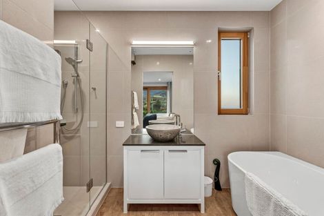 Photo of property in 112 Hall Road, Bannockburn, Cromwell, 9384