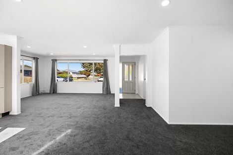 Photo of property in 11 Chancery Close, Hamilton East, Hamilton, 3216
