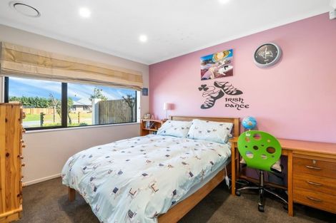 Photo of property in 8 Frame Crescent, Rolleston, 7614