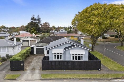 Photo of property in 33 Featherston Street, Takaro, Palmerston North, 4412