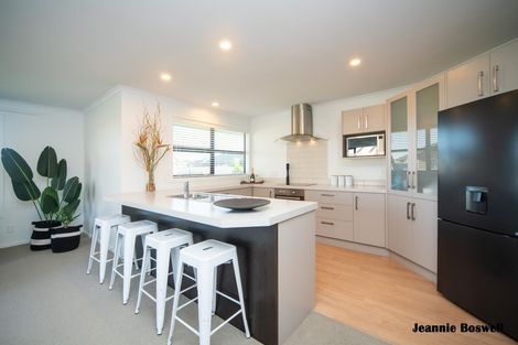 Photo of property in 12 Morocco Terrace, Kelvin Grove, Palmerston North, 4414