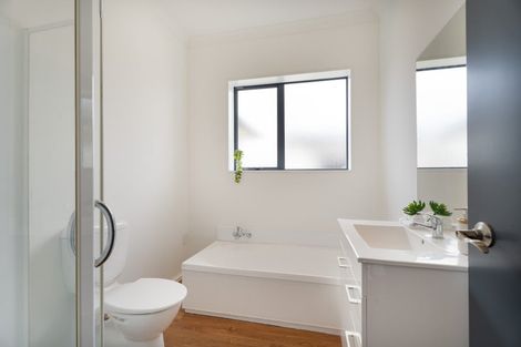 Photo of property in 54 Athlone Crescent, Avalon, Lower Hutt, 5011