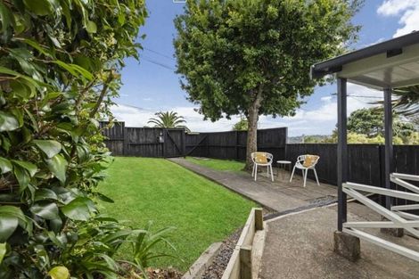 Photo of property in 59 Verran Road, Birkenhead, Auckland, 0626