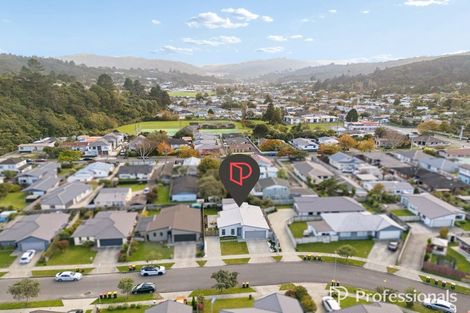 Photo of property in 16 Poppy Watts Grove, Stokes Valley, Lower Hutt, 5019