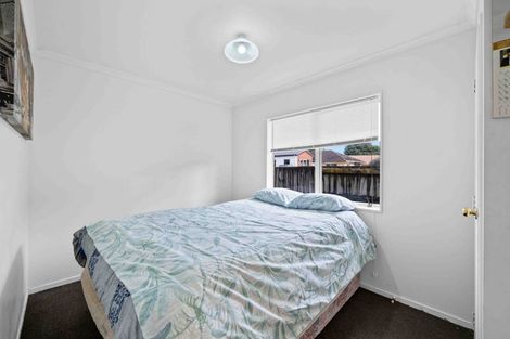 Photo of property in 10 Portrush Lane, Takanini, 2112