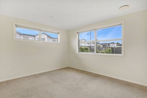 Photo of property in 1 Tieke Lane, Kenepuru, Porirua, 5022
