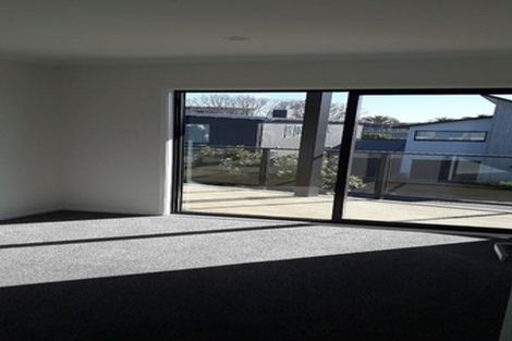 Photo of property in 2 Liquidambar Drive, Hobsonville, Auckland, 0616