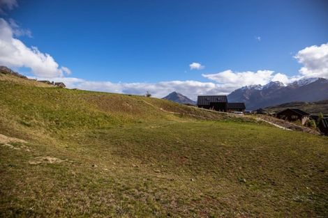 Photo of property in 6b Kinross Lane, Jacks Point, Queenstown, 9371