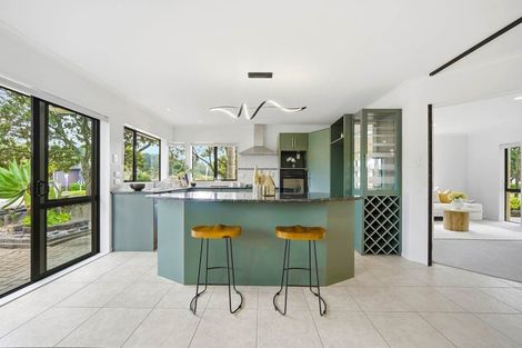 Photo of property in 1 William Gamble Drive, Greenhithe, Auckland, 0632