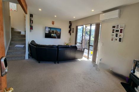 Photo of property in 2/29 Kemp Road, Massey, Auckland, 0614