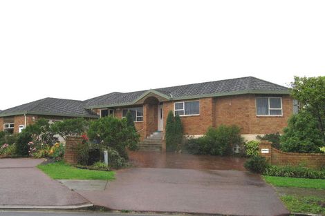 Photo of property in 7 San Ambrosio Rise, Henderson, Auckland, 0612
