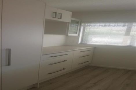 Photo of property in 2/23 Septimus Place, Henderson, Auckland, 0612