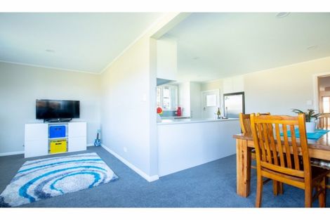 Photo of property in 22 Keats Crescent, Stoke, Nelson, 7011