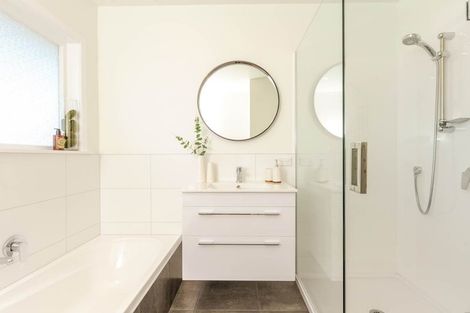 Photo of property in 36 Gilliam Street, New Lynn, Auckland, 0600