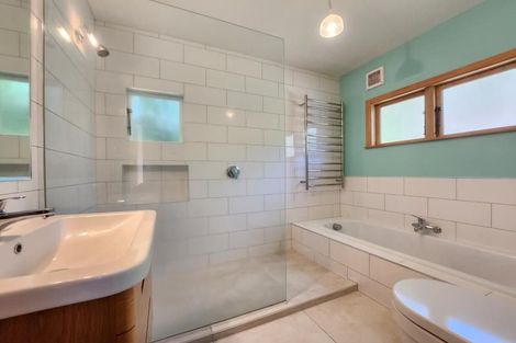 Photo of property in 5 Te Anau Avenue, Hataitai, Wellington, 6021