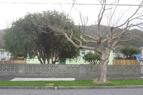 Photo of property in 31 Langford Street, Naenae, Lower Hutt, 5011