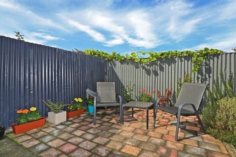 Photo of property in 707 Avenue Road East, Parkvale, Hastings, 4122