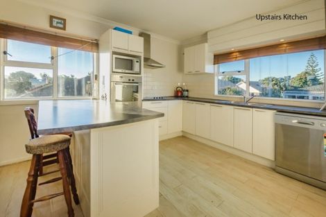 Photo of property in 19 Mahana Road, Paraparaumu Beach, Paraparaumu, 5032