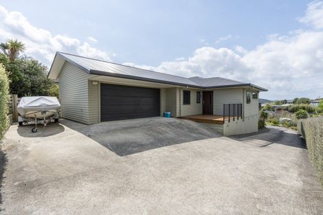 Photo of property in 5a Waikowhai Place, Raglan, 3225