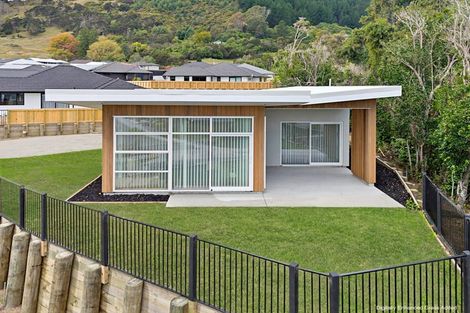 Photo of property in 6 Homestead Avenue, Twizel, 7999