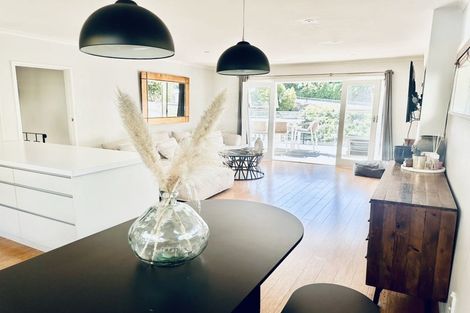 Photo of property in 73 Faraday Street, Hospital Hill, Napier, 4110