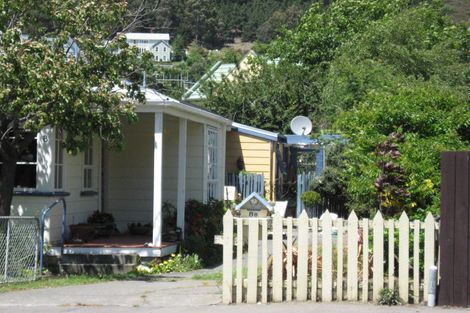 Photo of property in 8 Duncan Street, Sumner, Christchurch, 8081
