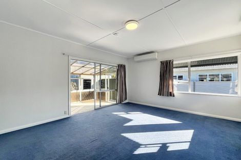 Photo of property in 17 Harpham Street, Taradale, Napier, 4112