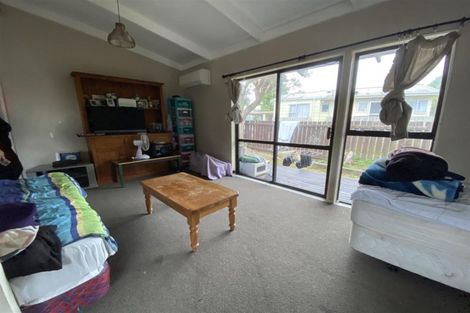 Photo of property in 2/150 Settlement Road, Papakura, 2110