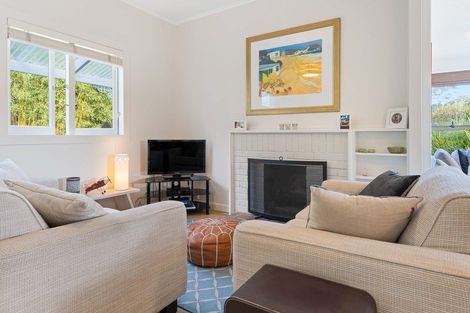 Photo of property in 847 Matapouri Road, Matapouri, Whangarei, 0173