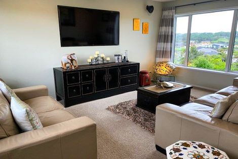 Photo of property in 82 Pohutukawa Parade, Riverhead, 0820