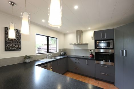 Photo of property in 17 Churchill Drive, Taradale, Napier, 4112