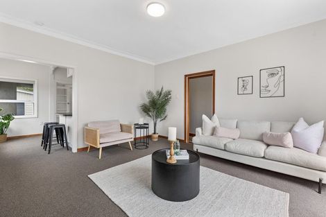 Photo of property in 181 Tukapa Street, Westown, New Plymouth, 4310