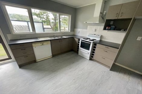 Photo of property in 15 Holborn Drive, Stokes Valley, Lower Hutt, 5019
