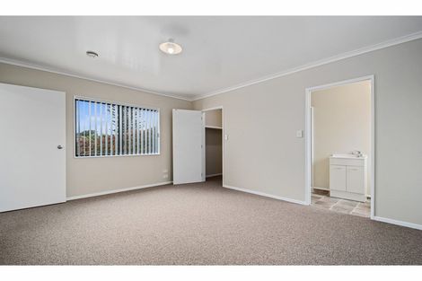 Photo of property in 211 Metcalfe Road, Ranui, Auckland, 0612
