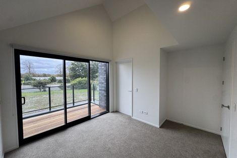 Photo of property in 8/200 Main Road North, Redwood, 8051