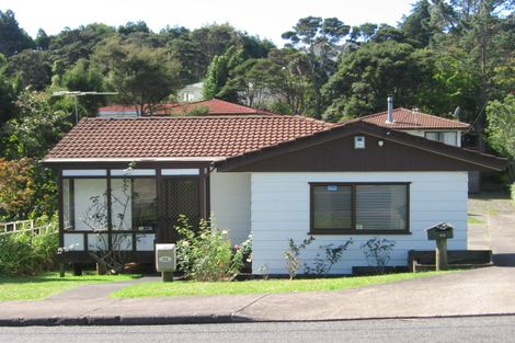Photo of property in 22 Derwent Crescent, Titirangi, Auckland, 0604