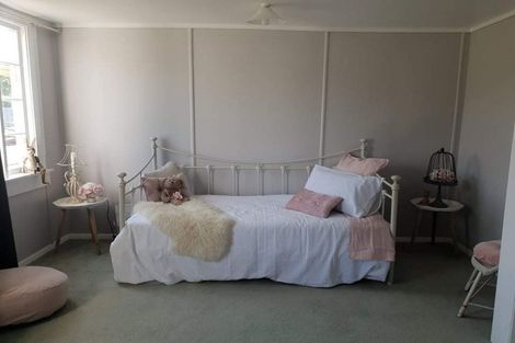 Photo of property in 10 Rira Street, Marton, 4710